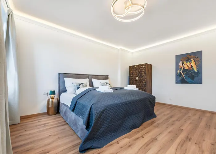 Apartment 1 Bedroom, Tv, Modern Design *